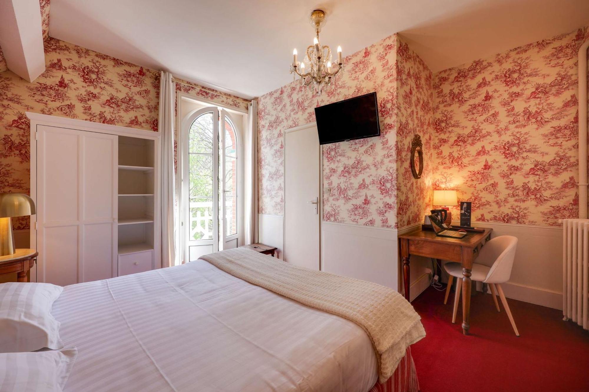 Brit Hotel & Spa Le Roc Au Chien Bagnoles de l'Orne Normandie ภายนอก รูปภาพ